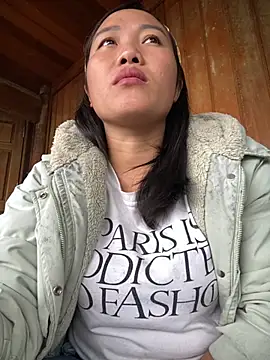 Snapshot of Pii_x chatting on November 8, 2025, 1:39 am Pii x online show from November 8, 2025, 1:39 am