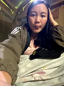 Snapshot of Pii_x chatting on November 19, 2025, 12:54 am Pii x online show from November 19, 2025, 12:54 am