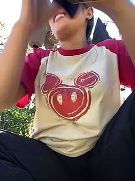 Snapshot of Pii_x chatting on November 30, 2025, 2:15 am Pii x online show from November 30, 2025, 2:15 am