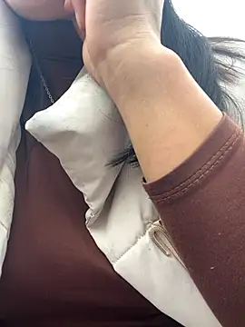 Snapshot of Pii_x chatting on December 5, 2025, 6:44 am Pii x online show from December 5, 2025, 6:44 am