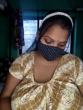 Snapshot of Shiyalsen chatting on December 2, 2025, 9:47 am Shiyalsen online show from December 2, 2025, 9:47 am