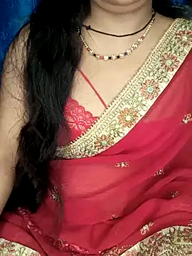 Snapshot of Rashmi_011 chatting on May 3, 2026, 11:44 pm Rashmi 011 online show from May 3, 2026, 11:44 pm