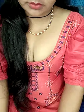 Snapshot of Rashmi_011 chatting on May 4, 2026, 11:56 pm Rashmi 011 online show from May 4, 2026, 11:56 pm