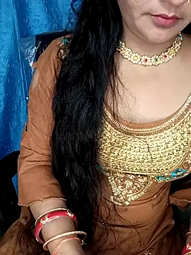 Snapshot of Rashmi_011 chatting on May 19, 2026, 11:44 pm Rashmi 011 online show from May 19, 2026, 11:44 pm