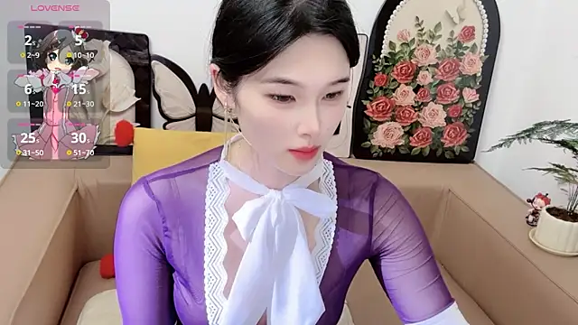 Snapshot of T-TeaR chatting on June 2, 2026, 2:13 am T-TeaR online show from June 2, 2026, 2:13 am