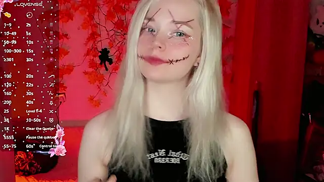 HoneyDazzle online show from October 26, 2025, 6:47 pm