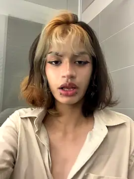 sukulaurens online show from November 7, 2025, 2:55 am