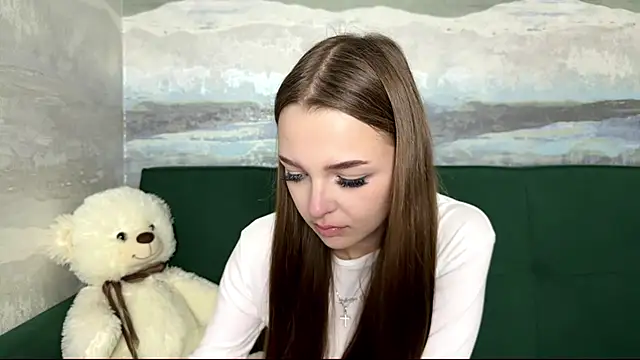 SunnySprinkle online show from November 22, 2025, 11:42 am