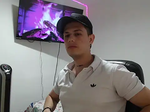 Mylo smit online show from October 9, 2025, 5:49 am