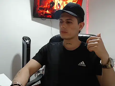Mylo smit online show from October 12, 2025, 4:33 am