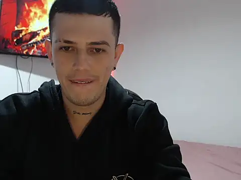 Mylo smit online show from October 22, 2025, 4:24 am