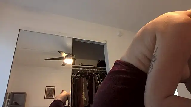VickiSpectrum online show from January 8, 2026, 11:51 pm