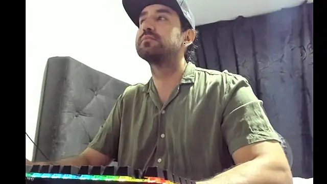 coolfriki online show from January 11, 2026, 1:54 am