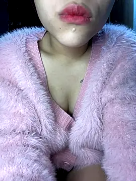 Lyly69699 online show from November 3, 2025, 1:19 am