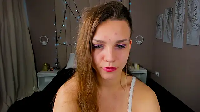 LesiBrizo online show from November 1, 2025, 2:35 am