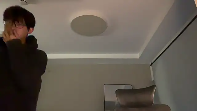 Snapshot of iambennet chatting on December 14, 2025, 5:24 am iambennet online show from December 14, 2025, 5:24 am