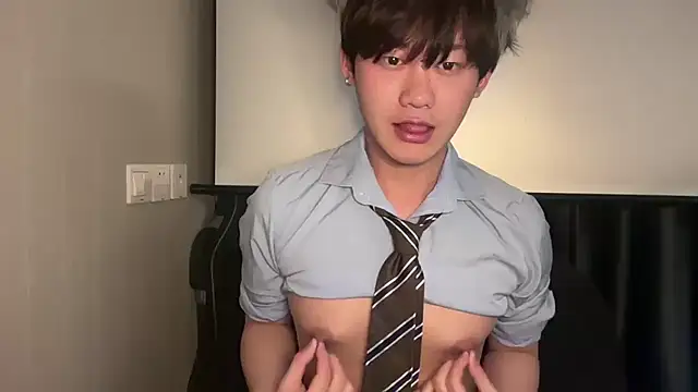 Snapshot of iambennet chatting on January 16, 2026, 12:53 pm iambennet online show from January 16, 2026, 12:53 pm