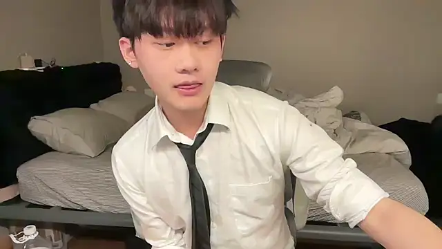 Snapshot of iambennet chatting on February 7, 2026, 3:05 pm iambennet online show from February 7, 2026, 3:05 pm