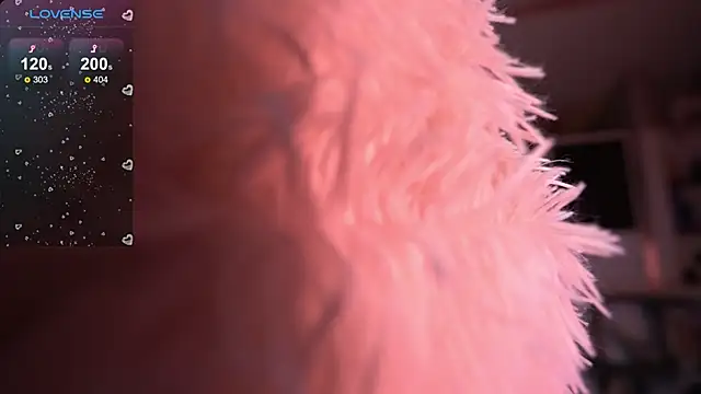  favdream online show from December 4, 2025, 4:44 am