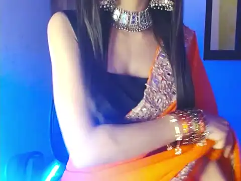 Snapshot of Roiseeee chatting on February 14, 2026, 5:26 am Roiseeee online show from February 14, 2026, 5:26 am