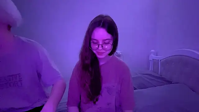 Snapshot of EhtelBiondi chatting on February 14, 2026, 5:15 am EhtelBiondi online show from February 14, 2026, 5:15 am