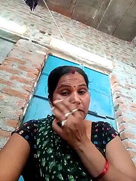 Snapshot of Nm_sanjna chatting on April 6, 2026, 5:08 am Nm sanjna online show from April 6, 2026, 5:08 am
