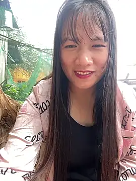 Snapshot of TrangNemo chatting on November 8, 2025, 6:24 am TrangNemo online show from November 8, 2025, 6:24 am