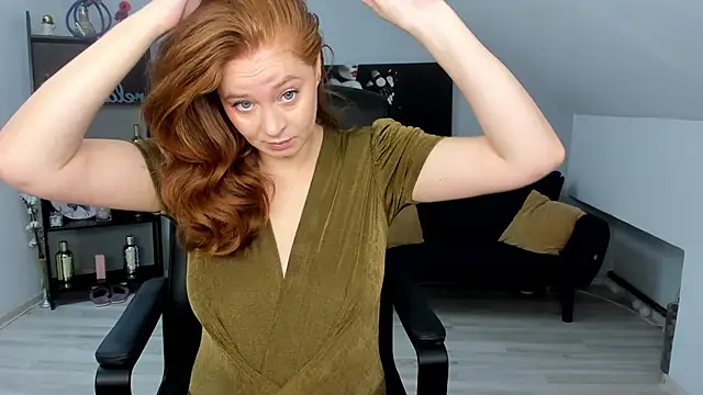 AlexaDucasse online show from October 8, 2025, 3:59 am