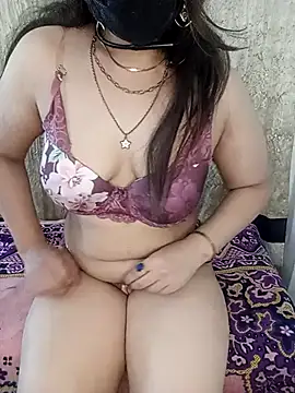 Snapshot of Engy- chatting on November 10, 2025, 12:04 pm Engy- online show from November 10, 2025, 12:04 pm