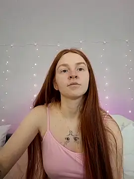 Evarey  online show from February 23, 2026, 5:05 am