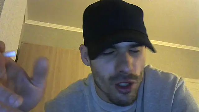 Snapshot of MakabulaAndrey chatting on February 28, 2026, 11:39 pm MakabulaAndrey online show from February 28, 2026, 11:39 pm