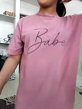 Snapshot of anshika0124 chatting on December 15, 2025, 5:01 am anshika0124 online show from December 15, 2025, 5:01 am