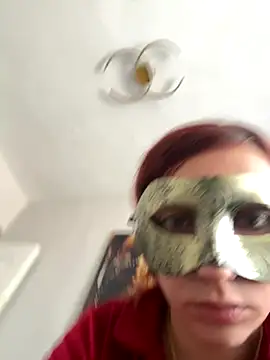 Teengirlmiaa online show from November 18, 2025, 11:14 am