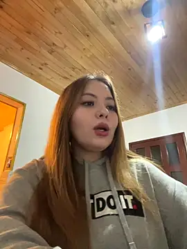 kattee adams online show from November 7, 2025, 11:05 pm