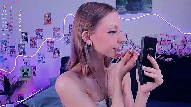 Snapshot of Golden_dawn chatting on December 16, 2025, 7:24 am Golden dawn online show from December 16, 2025, 7:24 am