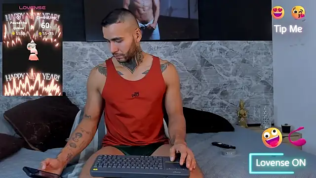 Danny Willson online show from November 8, 2025, 11:54 am