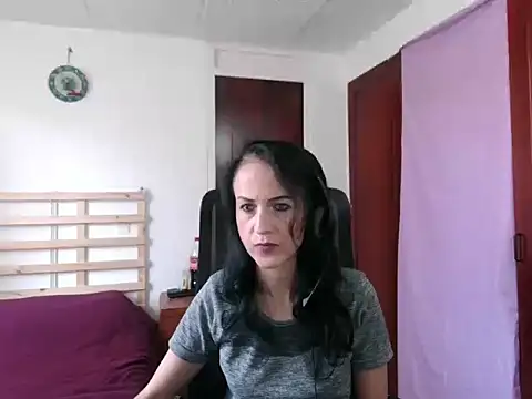 rose more   online show from December 16, 2025, 2:22 pm