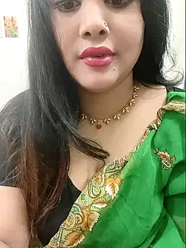Snapshot of Beauty_Queen_Soniya chatting on July 20, 2026, 11:45 am Beauty Queen Soniya online show from July 20, 2026, 11:45 am
