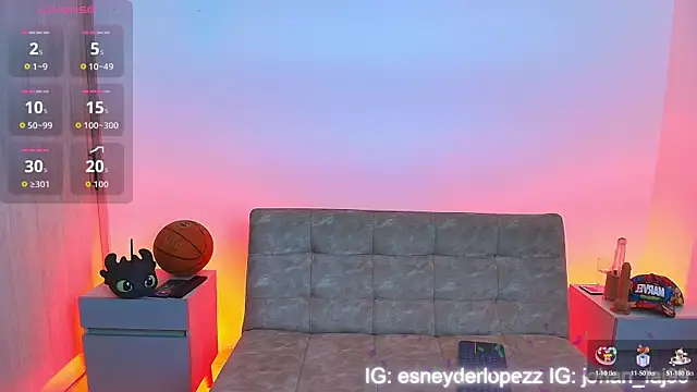 Snapshot of thomas_elg chatting on November 12, 2025, 1:50 am thomas elg online show from November 12, 2025, 1:50 am