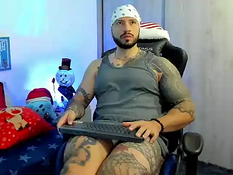 Snapshot of Dave-Max01 chatting on December 22, 2025, 10:01 am Dave-Max01 online show from December 22, 2025, 10:01 am