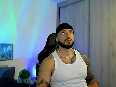 Snapshot of Dave-Max01 chatting on January 7, 2026, 2:14 am Dave-Max01 online show from January 7, 2026, 2:14 am