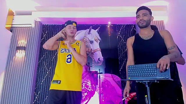 Snapshot of _Gods_of_Olympus_ chatting on December 2, 2025, 8:52 am Gods of Olympus online show from December 2, 2025, 8:52 am