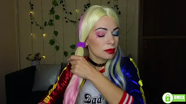 Rita lovvylyou online show from October 31, 2025, 6:25 am