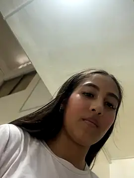 Luna star3 online show from December 2, 2025, 6:58 pm