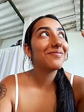 Queen sofya online show from January 6, 2026, 6:33 pm