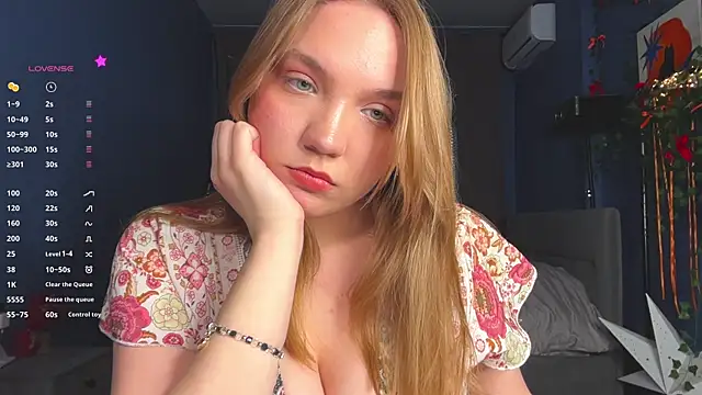 Snapshot of RebeccaEglitis chatting on April 22, 2026, 5:25 pm RebeccaEglitis online show from April 22, 2026, 5:25 pm