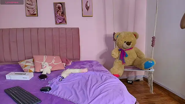 little ellie 1 online show from February 12, 2026, 8:48 pm