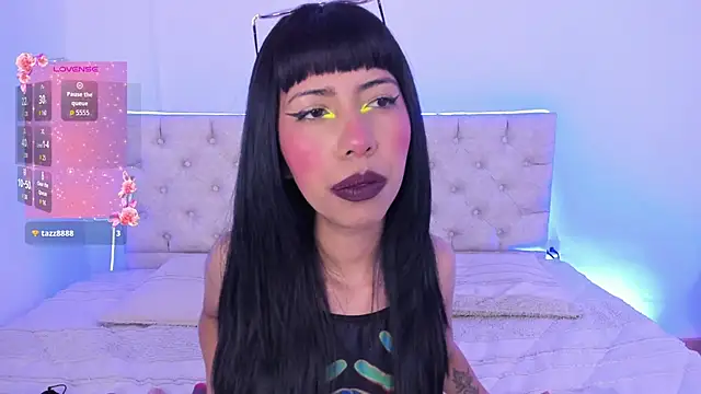 Nina fox 0691 online show from November 29, 2025, 12:30 pm