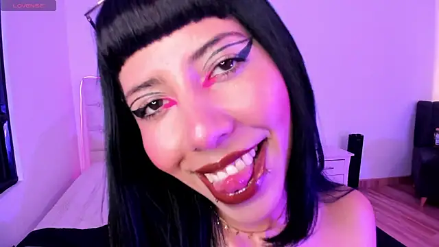 Nina fox 0691 online show from June 2, 2026, 3:58 pm
