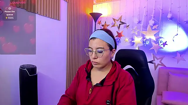 Snapshot of allison_mc chatting on May 26, 2026, 3:57 am allison mc online show from May 26, 2026, 3:57 am